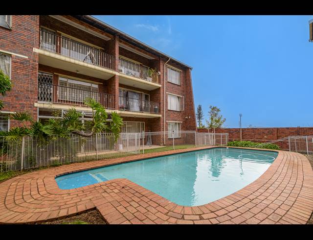 2 BEDROOM APARTMENT FOR SALE IN FERNDALE